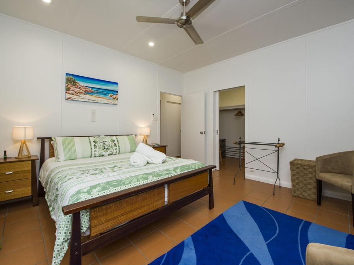 Sunbird Retreat Villa Horseshoe Bay Exterior photo